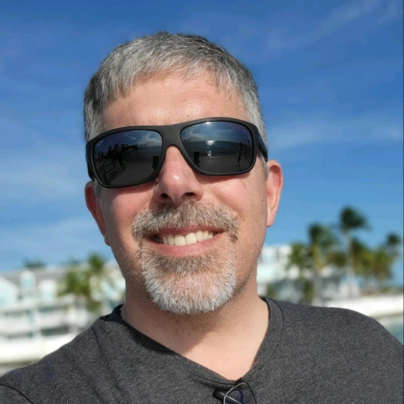 Randy Hinders Professional Headshot